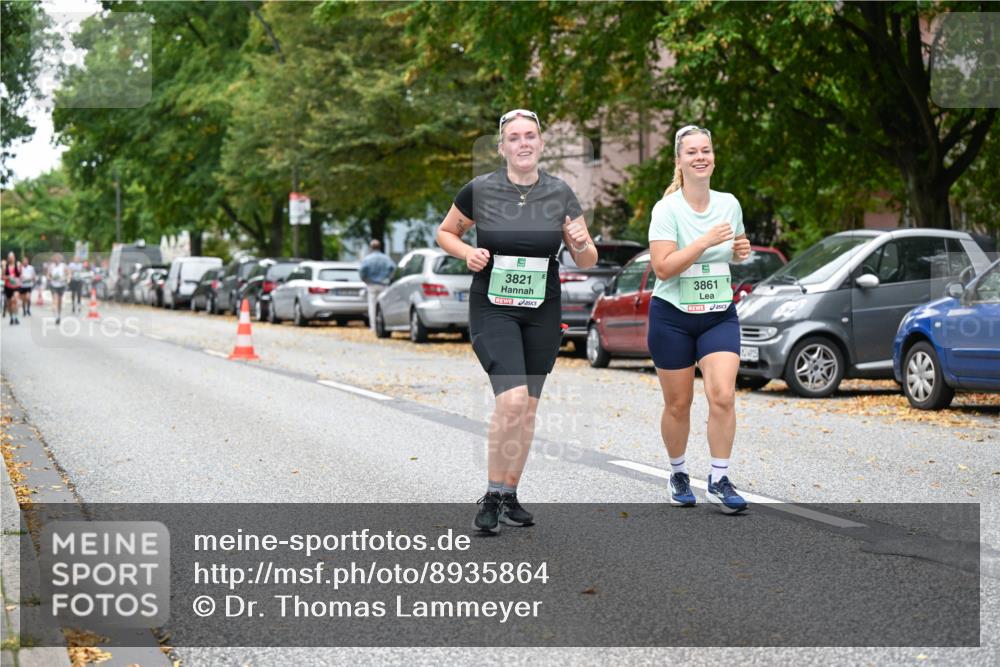 21.09.2025 - PSD Bank Halbmarathon Dr. Thomas Lammeyer http://msf.ph/oto/8935864 21.09.2025 10:59:52 Laufen 3821, 3861 meine-sportfotos.de