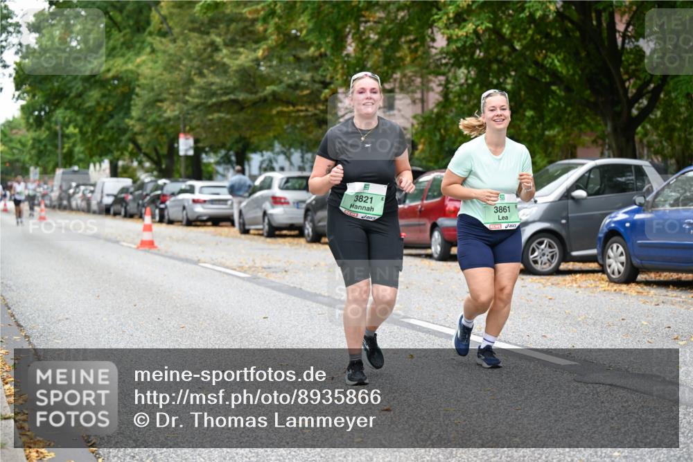 21.09.2025 - PSD Bank Halbmarathon Dr. Thomas Lammeyer http://msf.ph/oto/8935866 21.09.2025 10:59:52 Laufen 3821, 3861 meine-sportfotos.de