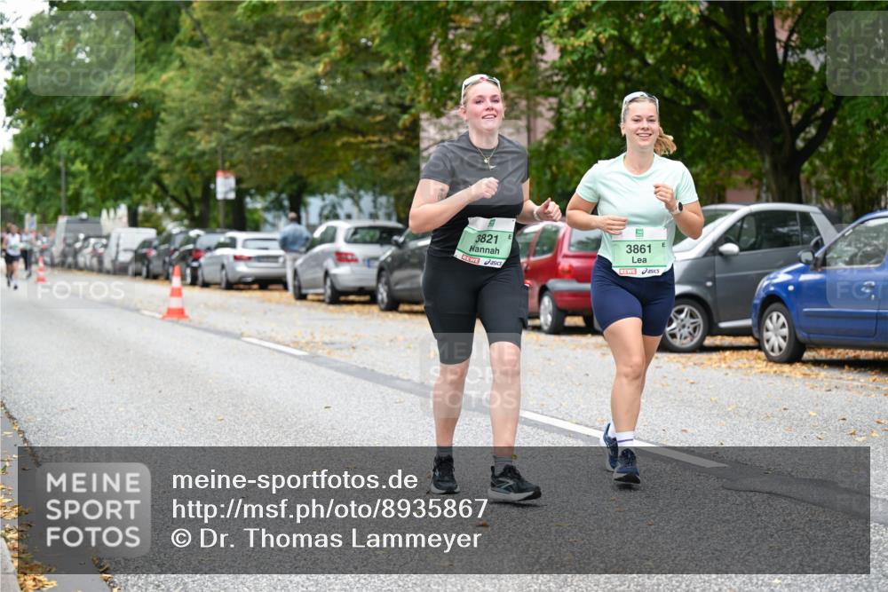 21.09.2025 - PSD Bank Halbmarathon Dr. Thomas Lammeyer http://msf.ph/oto/8935867 21.09.2025 10:59:52 Laufen 3821, 3861 meine-sportfotos.de
