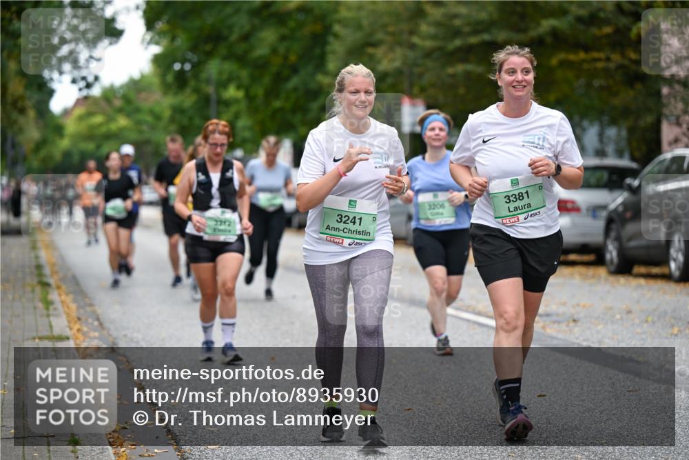 21.09.2025 - PSD Bank Halbmarathon Dr. Thomas Lammeyer http://msf.ph/oto/8935930 21.09.2025 11:00:14 Laufen 2712, 3241, 3206, 3381 meine-sportfotos.de