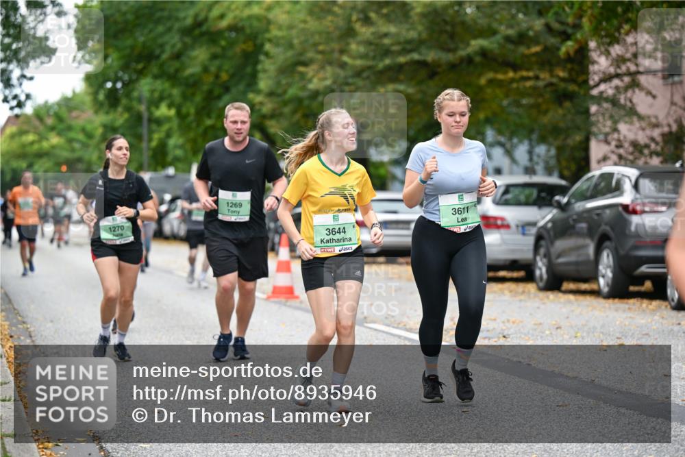 21.09.2025 - PSD Bank Halbmarathon Dr. Thomas Lammeyer http://msf.ph/oto/8935946 21.09.2025 11:00:18 Laufen 1269, 1270, 3644, 3611 meine-sportfotos.de