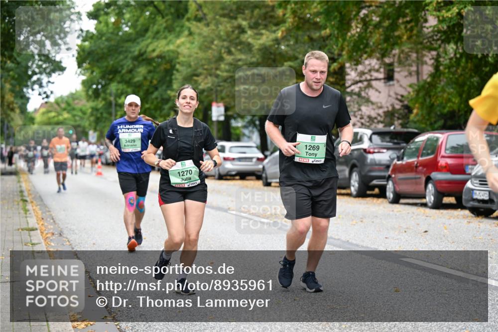 21.09.2025 - PSD Bank Halbmarathon Dr. Thomas Lammeyer http://msf.ph/oto/8935961 21.09.2025 11:00:21 Laufen 3429, 1270, 1269 meine-sportfotos.de