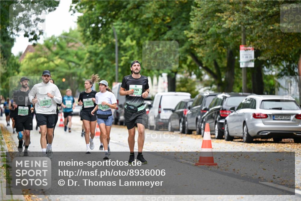 21.09.2025 - PSD Bank Halbmarathon Dr. Thomas Lammeyer http://msf.ph/oto/8936006 21.09.2025 11:00:33 Laufen 3797, 3673, 3487, 799 meine-sportfotos.de