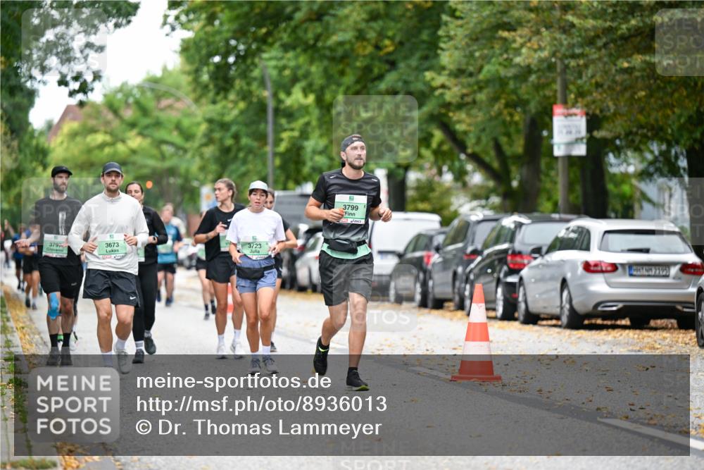 21.09.2025 - PSD Bank Halbmarathon Dr. Thomas Lammeyer http://msf.ph/oto/8936013 21.09.2025 11:00:34 Laufen 379, 3673, 3723, 3799 meine-sportfotos.de