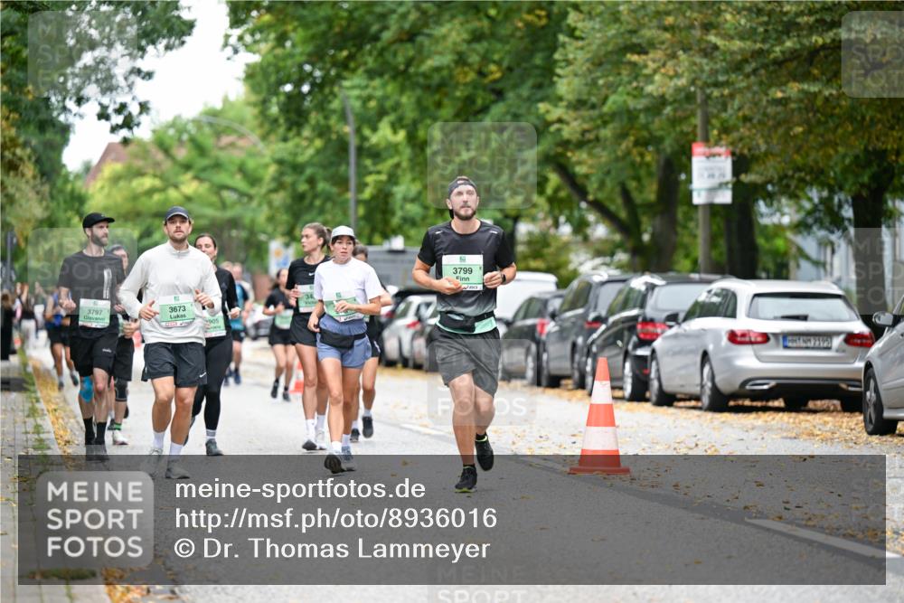 21.09.2025 - PSD Bank Halbmarathon Dr. Thomas Lammeyer http://msf.ph/oto/8936016 21.09.2025 11:00:34 Laufen 3797, 3673, 34, 905, 3799 meine-sportfotos.de