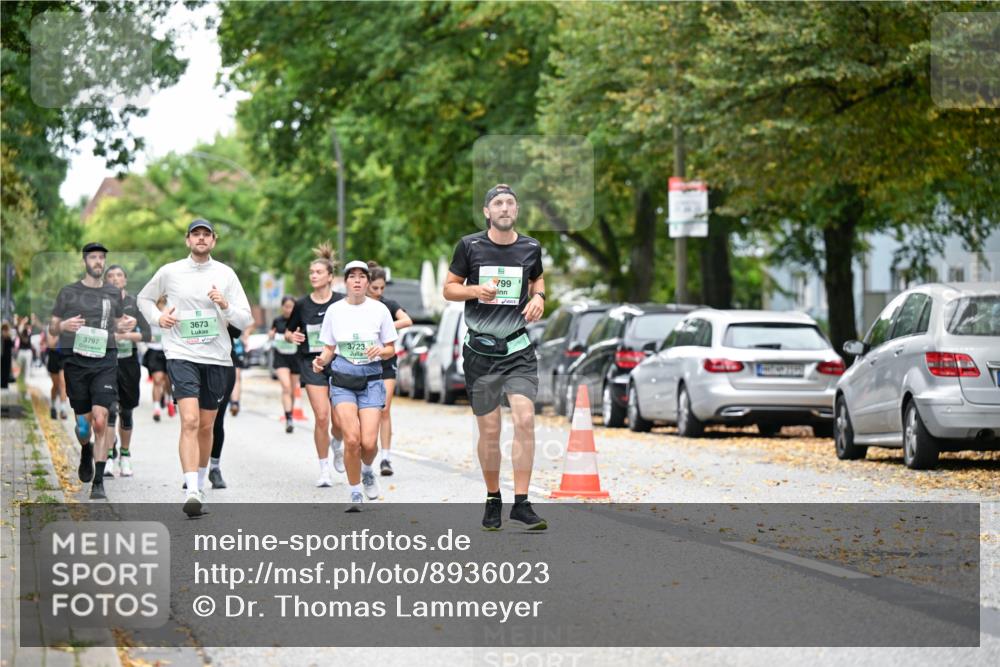 21.09.2025 - PSD Bank Halbmarathon Dr. Thomas Lammeyer http://msf.ph/oto/8936023 21.09.2025 11:00:35 Laufen 3797, 3673, 3723, 799 meine-sportfotos.de