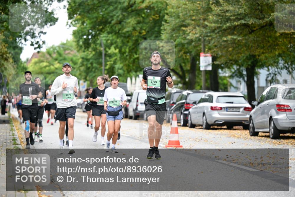 21.09.2025 - PSD Bank Halbmarathon Dr. Thomas Lammeyer http://msf.ph/oto/8936026 21.09.2025 11:00:35 Laufen 3797, 3673, 348, 3723, 3799 meine-sportfotos.de