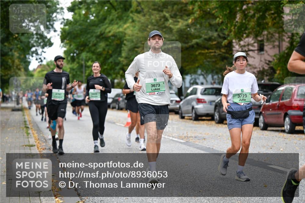 21.09.2025 - PSD Bank Halbmarathon Dr. Thomas Lammeyer http://msf.ph/oto/8936053 21.09.2025 11:00:41 Laufen 3797, 3905, 3673, 3723 meine-sportfotos.de