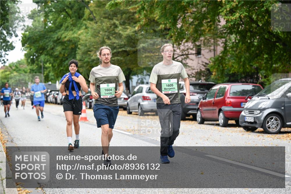 21.09.2025 - PSD Bank Halbmarathon Dr. Thomas Lammeyer http://msf.ph/oto/8936132 21.09.2025 11:00:56 Laufen 1604, 1605 meine-sportfotos.de