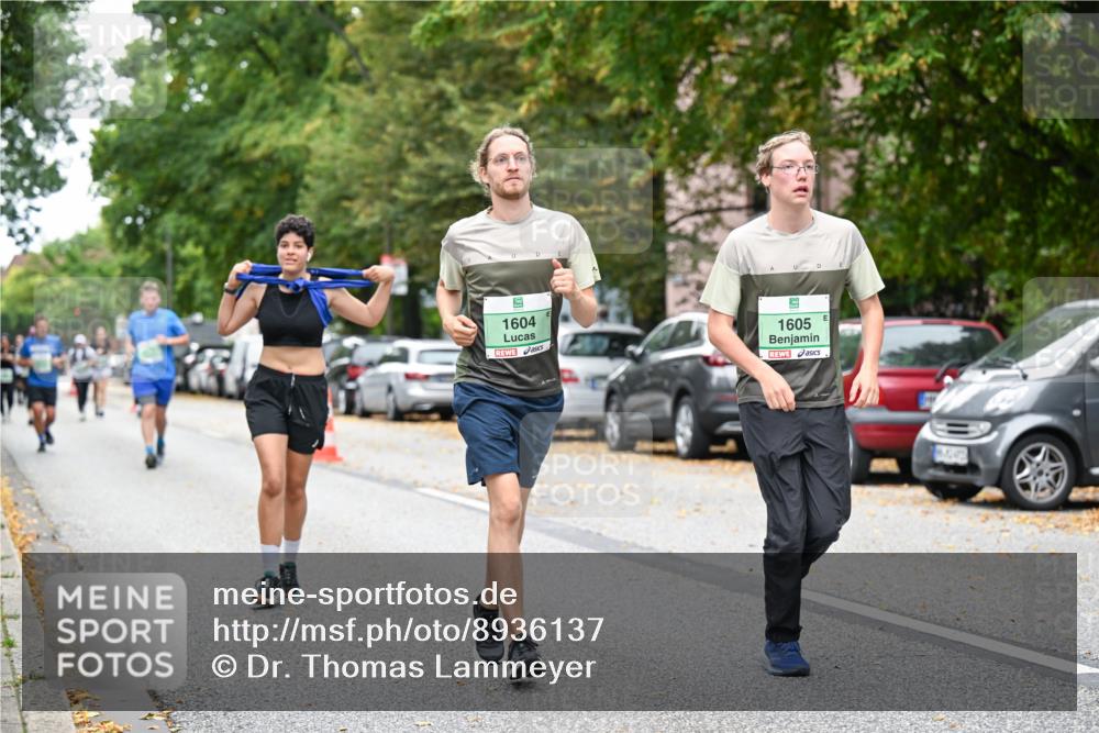 21.09.2025 - PSD Bank Halbmarathon Dr. Thomas Lammeyer http://msf.ph/oto/8936137 21.09.2025 11:00:57 Laufen 1604, 1605 meine-sportfotos.de