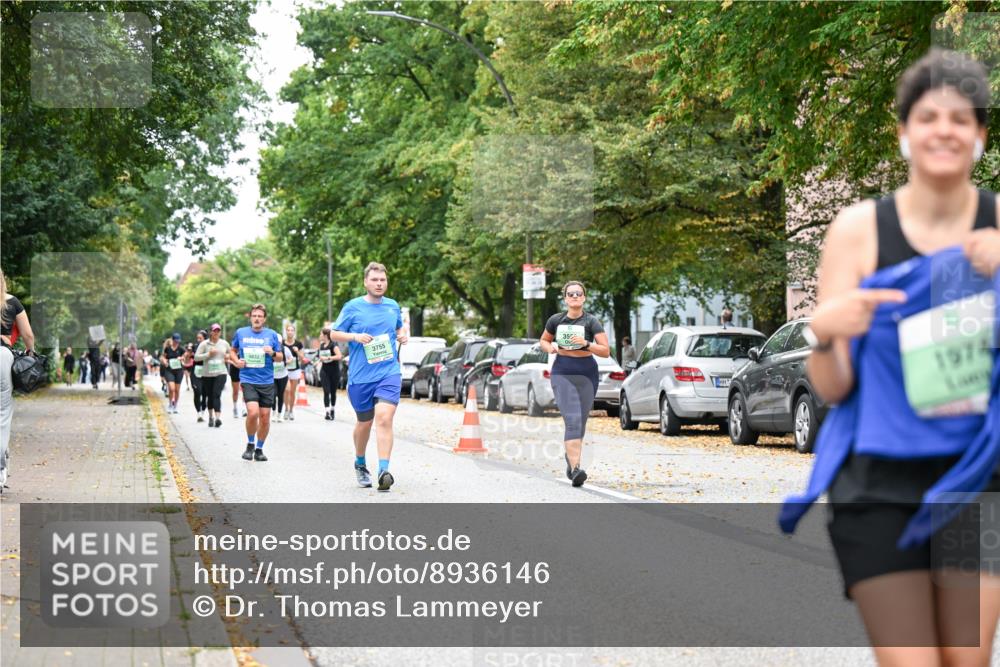 21.09.2025 - PSD Bank Halbmarathon Dr. Thomas Lammeyer http://msf.ph/oto/8936146 21.09.2025 11:00:59 Laufen 3832, 3755, 35, 1974 meine-sportfotos.de