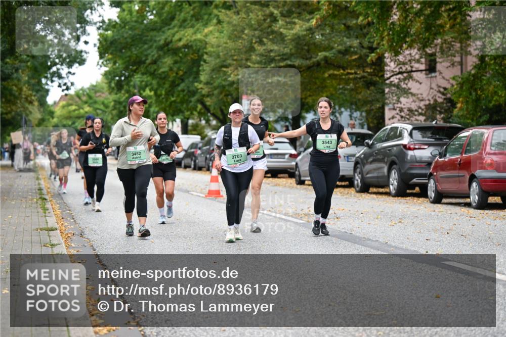 21.09.2025 - PSD Bank Halbmarathon Dr. Thomas Lammeyer http://msf.ph/oto/8936179 21.09.2025 11:01:10 Laufen 3564, 3452, 3703, 3543 meine-sportfotos.de
