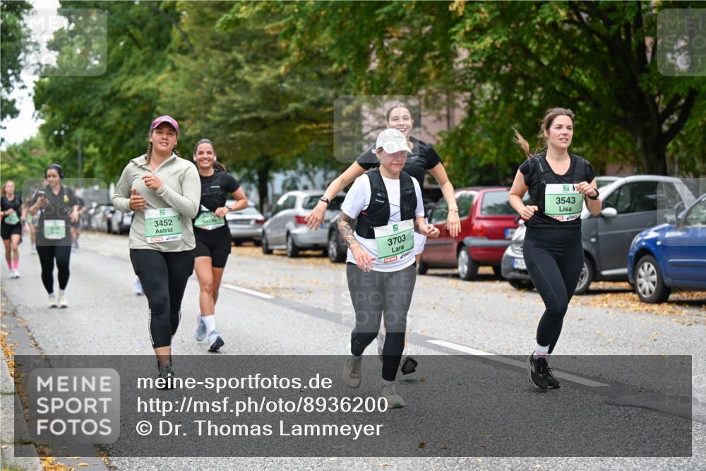 21.09.2025 - PSD Bank Halbmarathon Dr. Thomas Lammeyer http://msf.ph/oto/8936200 21.09.2025 11:01:13 Laufen 3452, 388, 3703, 3543 meine-sportfotos.de