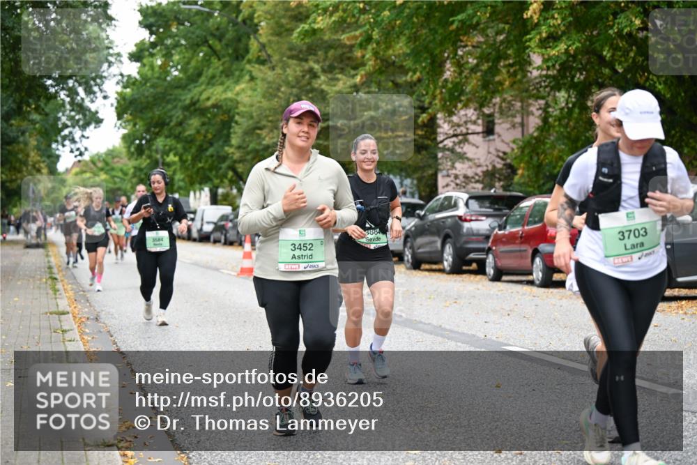 21.09.2025 - PSD Bank Halbmarathon Dr. Thomas Lammeyer http://msf.ph/oto/8936205 21.09.2025 11:01:14 Laufen 3584, 388, 3452, 3703 meine-sportfotos.de