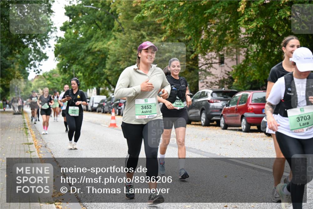 21.09.2025 - PSD Bank Halbmarathon Dr. Thomas Lammeyer http://msf.ph/oto/8936206 21.09.2025 11:01:14 Laufen 3584, 3452, 688, 3703 meine-sportfotos.de