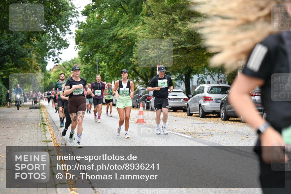 21.09.2025 - PSD Bank Halbmarathon Dr. Thomas Lammeyer http://msf.ph/oto/8936241 21.09.2025 11:01:22 Laufen 3650, 3317, 3404 meine-sportfotos.de