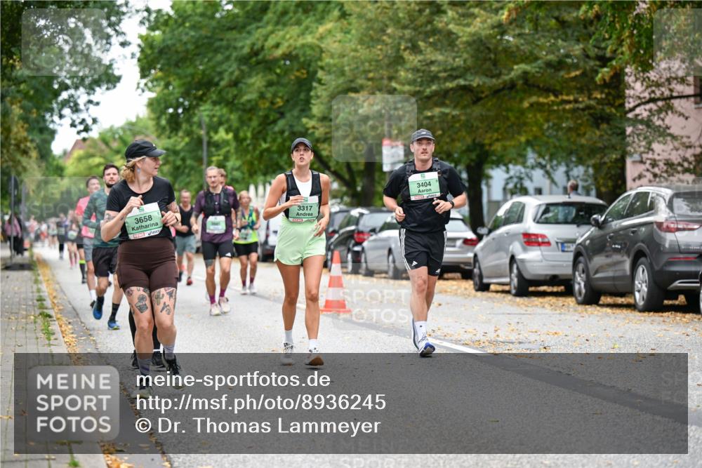 21.09.2025 - PSD Bank Halbmarathon Dr. Thomas Lammeyer http://msf.ph/oto/8936245 21.09.2025 11:01:23 Laufen 3658, 3317, 3404 meine-sportfotos.de