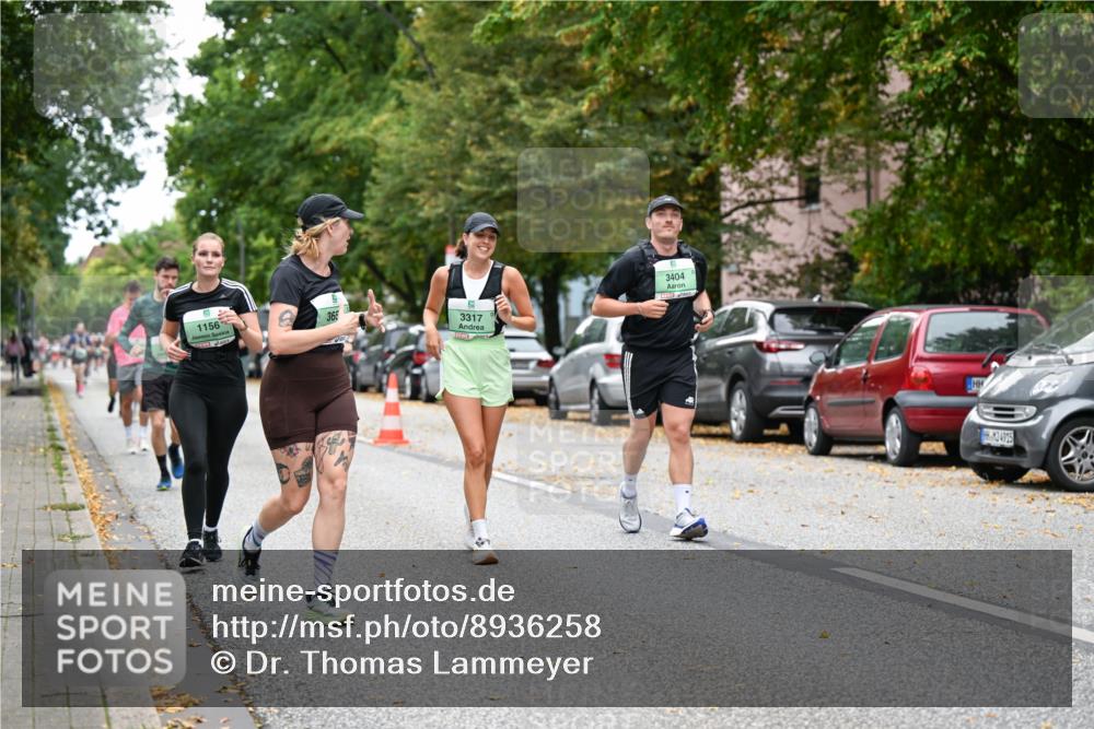 21.09.2025 - PSD Bank Halbmarathon Dr. Thomas Lammeyer http://msf.ph/oto/8936258 21.09.2025 11:01:25 Laufen 3317, 3404, 1156, 4915 meine-sportfotos.de
