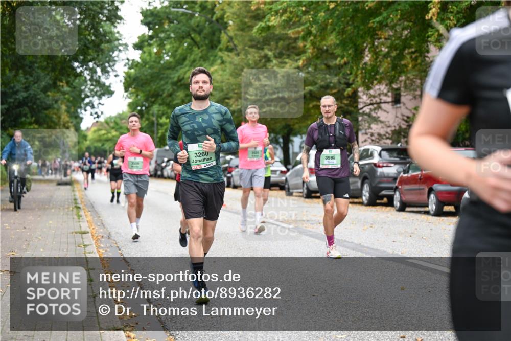 21.09.2025 - PSD Bank Halbmarathon Dr. Thomas Lammeyer http://msf.ph/oto/8936282 21.09.2025 11:01:29 Laufen 3509, 3260, 3525, 3985 meine-sportfotos.de