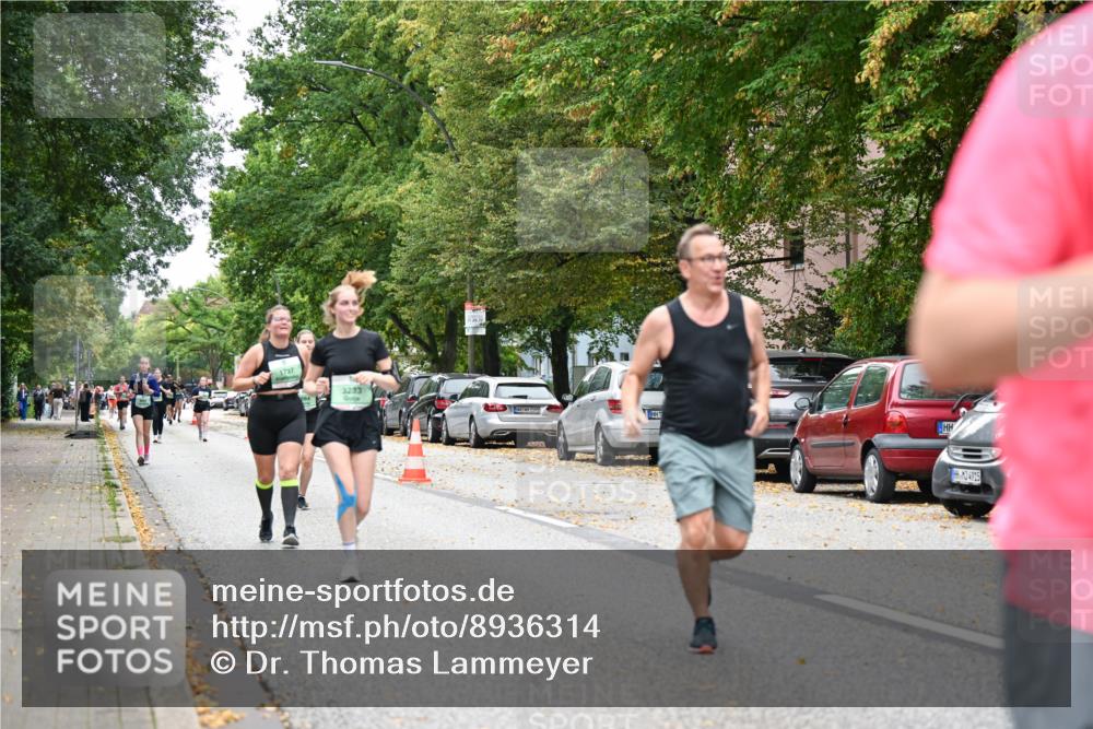 21.09.2025 - PSD Bank Halbmarathon Dr. Thomas Lammeyer http://msf.ph/oto/8936314 21.09.2025 11:01:35 Laufen 1737, 3233, 21, 09, 25, 34915 meine-sportfotos.de