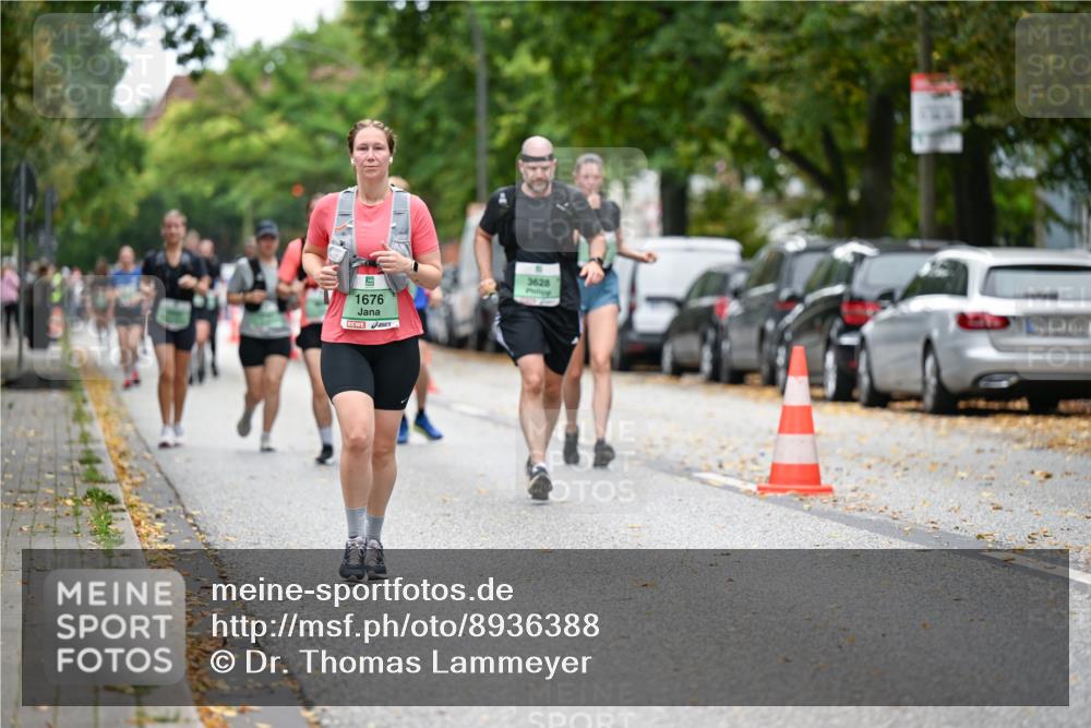21.09.2025 - PSD Bank Halbmarathon Dr. Thomas Lammeyer http://msf.ph/oto/8936388 21.09.2025 11:01:58 Laufen 1676, 3628 meine-sportfotos.de