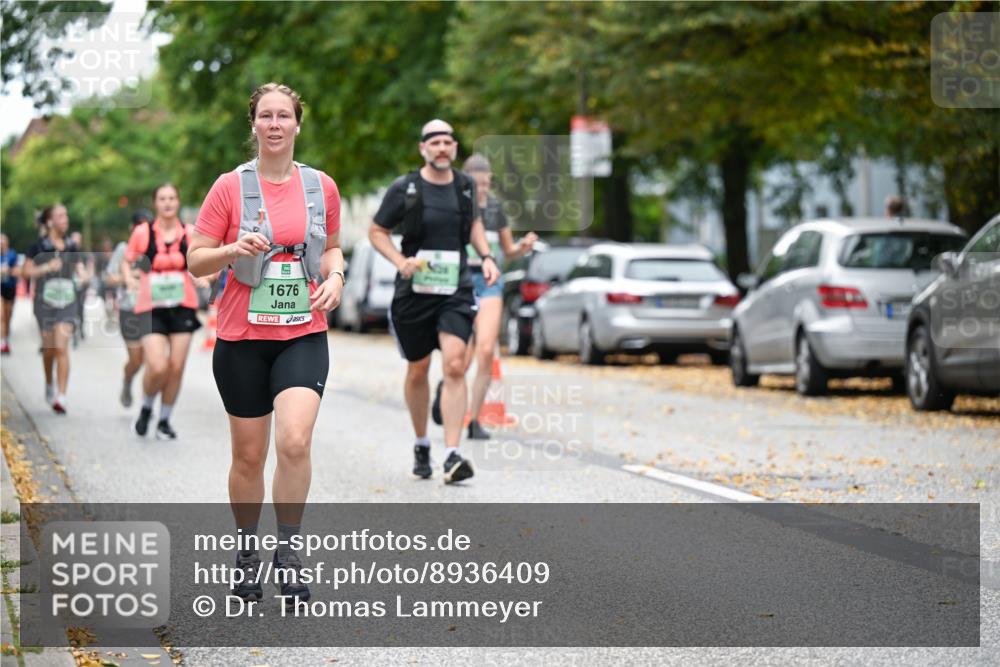 21.09.2025 - PSD Bank Halbmarathon Dr. Thomas Lammeyer http://msf.ph/oto/8936409 21.09.2025 11:02:01 Laufen 1676 meine-sportfotos.de