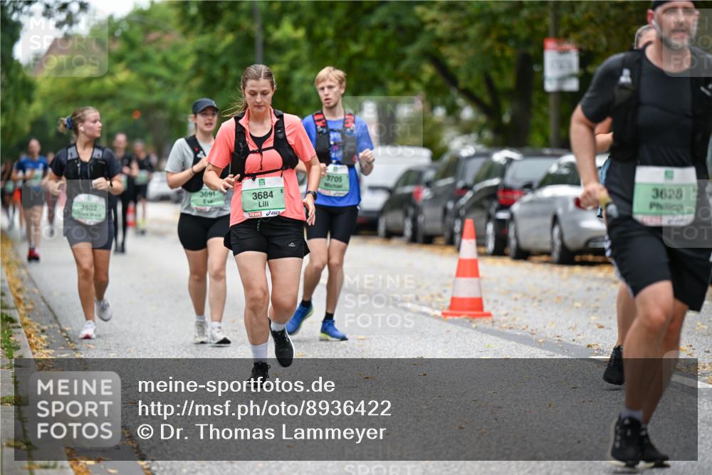 21.09.2025 - PSD Bank Halbmarathon Dr. Thomas Lammeyer http://msf.ph/oto/8936422 21.09.2025 11:02:04 Laufen 3502, 3691, 3684, 3705, 3628 meine-sportfotos.de