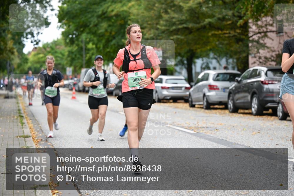 21.09.2025 - PSD Bank Halbmarathon Dr. Thomas Lammeyer http://msf.ph/oto/8936438 21.09.2025 11:02:07 Laufen 3691, 3684 meine-sportfotos.de