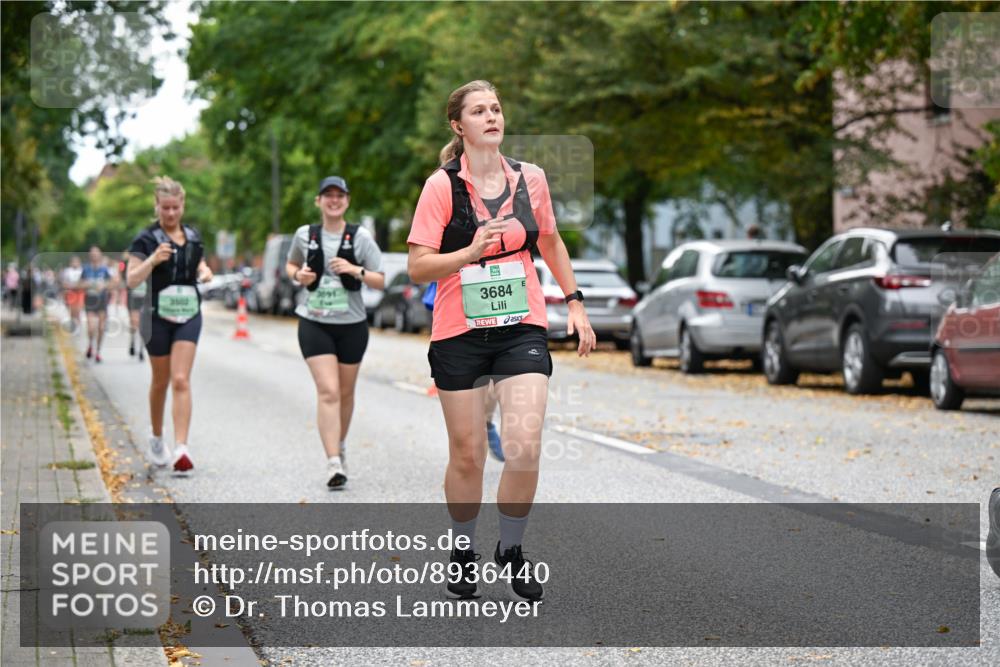 21.09.2025 - PSD Bank Halbmarathon Dr. Thomas Lammeyer http://msf.ph/oto/8936440 21.09.2025 11:02:07 Laufen 3502, 3684 meine-sportfotos.de