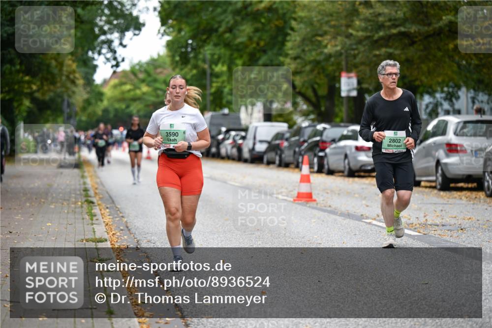 21.09.2025 - PSD Bank Halbmarathon Dr. Thomas Lammeyer http://msf.ph/oto/8936524 21.09.2025 11:02:26 Laufen 0, 3590, 2802 meine-sportfotos.de