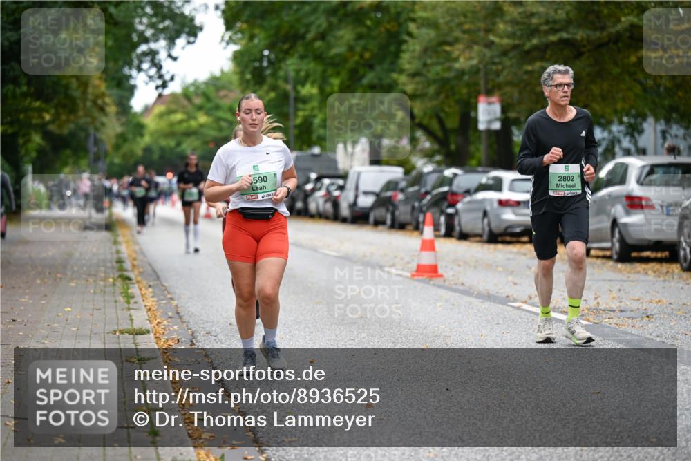 21.09.2025 - PSD Bank Halbmarathon Dr. Thomas Lammeyer http://msf.ph/oto/8936525 21.09.2025 11:02:27 Laufen 590, 2802 meine-sportfotos.de