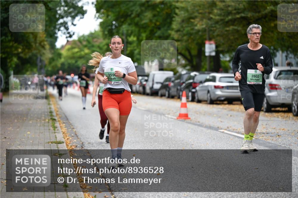 21.09.2025 - PSD Bank Halbmarathon Dr. Thomas Lammeyer http://msf.ph/oto/8936528 21.09.2025 11:02:27 Laufen 359, 2802 meine-sportfotos.de
