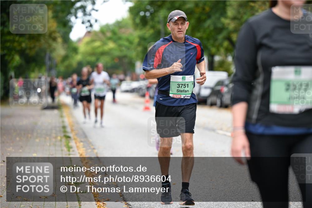 21.09.2025 - PSD Bank Halbmarathon Dr. Thomas Lammeyer http://msf.ph/oto/8936604 21.09.2025 11:02:50 Laufen 3751, 2377 meine-sportfotos.de