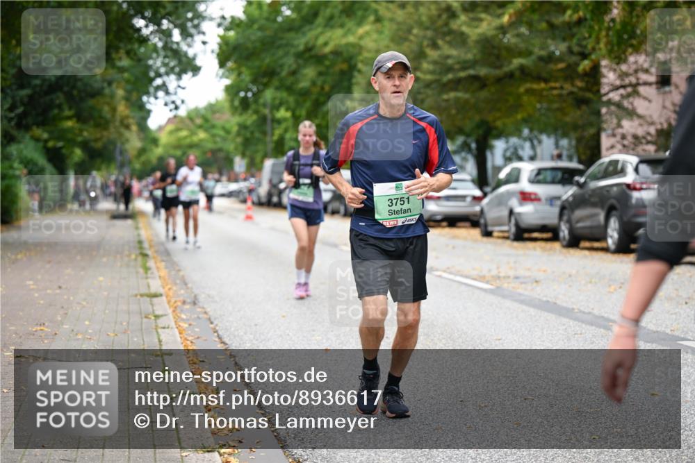 21.09.2025 - PSD Bank Halbmarathon Dr. Thomas Lammeyer http://msf.ph/oto/8936617 21.09.2025 11:02:51 Laufen 3751 meine-sportfotos.de