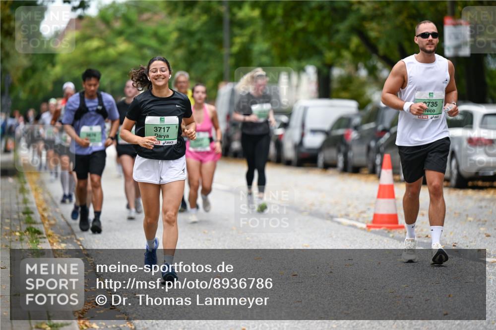 21.09.2025 - PSD Bank Halbmarathon Dr. Thomas Lammeyer http://msf.ph/oto/8936786 21.09.2025 11:03:32 Laufen 3717, 735 meine-sportfotos.de