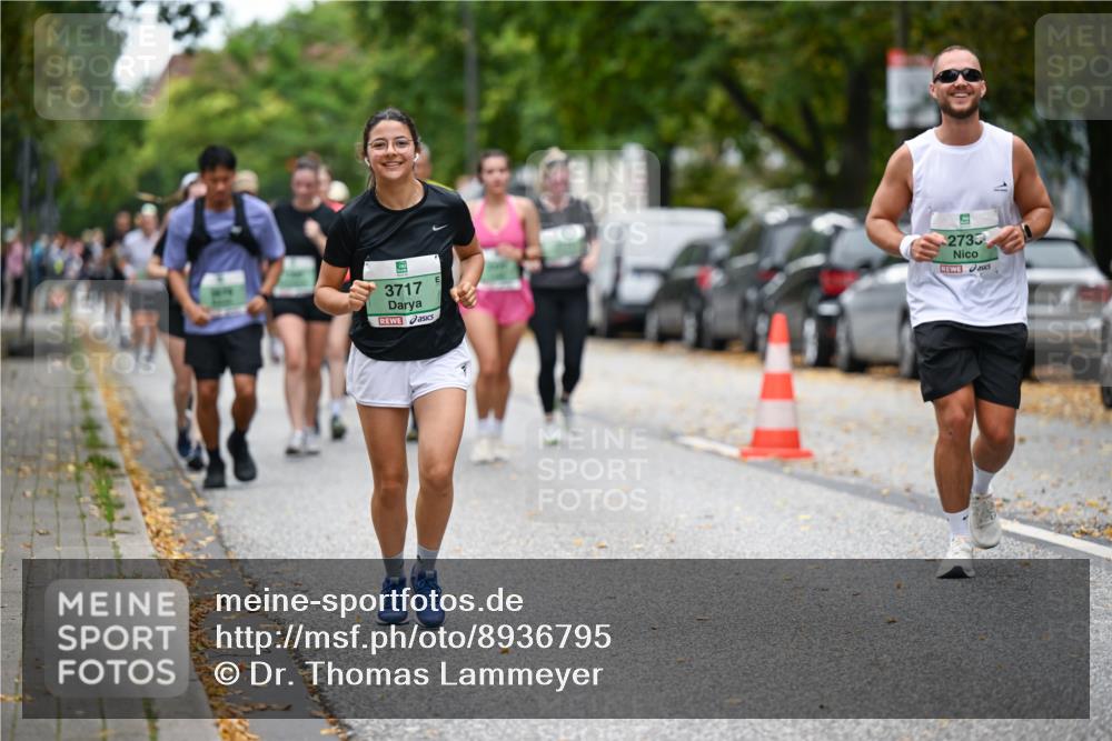 21.09.2025 - PSD Bank Halbmarathon Dr. Thomas Lammeyer http://msf.ph/oto/8936795 21.09.2025 11:03:33 Laufen 3717, 2735 meine-sportfotos.de