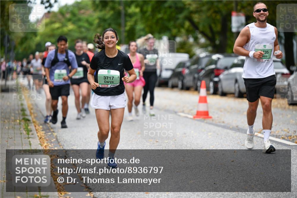 21.09.2025 - PSD Bank Halbmarathon Dr. Thomas Lammeyer http://msf.ph/oto/8936797 21.09.2025 11:03:34 Laufen 3717, 735 meine-sportfotos.de