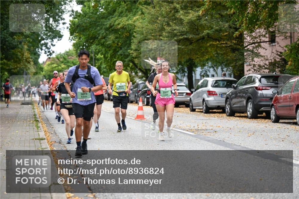 21.09.2025 - PSD Bank Halbmarathon Dr. Thomas Lammeyer http://msf.ph/oto/8936824 21.09.2025 11:03:38 Laufen 3676, 3537, 3623, 3377 meine-sportfotos.de