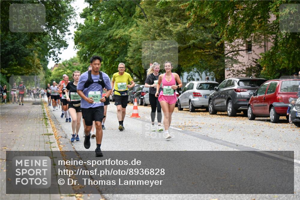 21.09.2025 - PSD Bank Halbmarathon Dr. Thomas Lammeyer http://msf.ph/oto/8936828 21.09.2025 11:03:39 Laufen 3537, 3676, 3623, 3377 meine-sportfotos.de