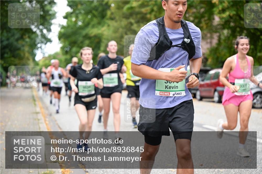 21.09.2025 - PSD Bank Halbmarathon Dr. Thomas Lammeyer http://msf.ph/oto/8936845 21.09.2025 11:03:42 Laufen  meine-sportfotos.de