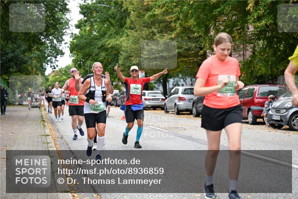 21.09.2025 - PSD Bank Halbmarathon Dr. Thomas Lammeyer http://msf.ph/oto/8936859 21.09.2025 11:03:44 Laufen 3808, 1352, 3989, 822, 4915 meine-sportfotos.de
