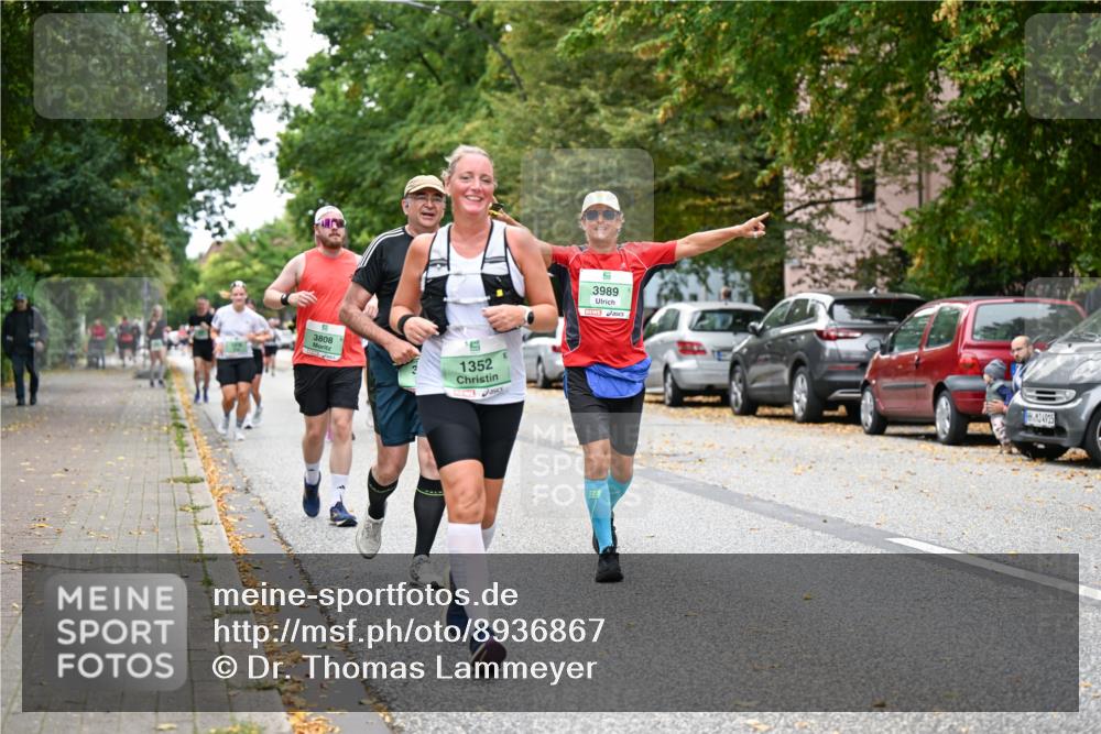 21.09.2025 - PSD Bank Halbmarathon Dr. Thomas Lammeyer http://msf.ph/oto/8936867 21.09.2025 11:03:46 Laufen 3808, 1352, 3989, 4925 meine-sportfotos.de