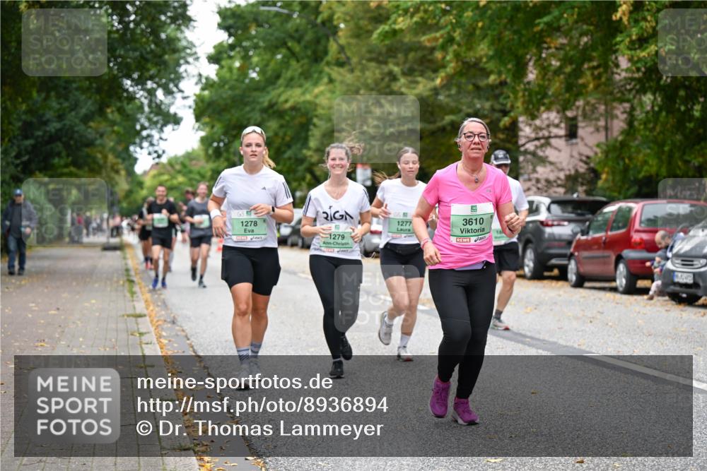 21.09.2025 - PSD Bank Halbmarathon Dr. Thomas Lammeyer http://msf.ph/oto/8936894 21.09.2025 11:03:52 Laufen 5, 1278, 1279, 1277, 3610 meine-sportfotos.de