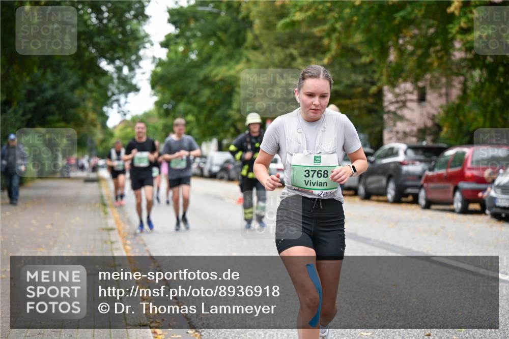 21.09.2025 - PSD Bank Halbmarathon Dr. Thomas Lammeyer http://msf.ph/oto/8936918 21.09.2025 11:03:55 Laufen 3768 meine-sportfotos.de
