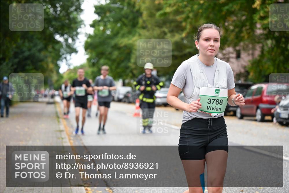 21.09.2025 - PSD Bank Halbmarathon Dr. Thomas Lammeyer http://msf.ph/oto/8936921 21.09.2025 11:03:56 Laufen 3768 meine-sportfotos.de