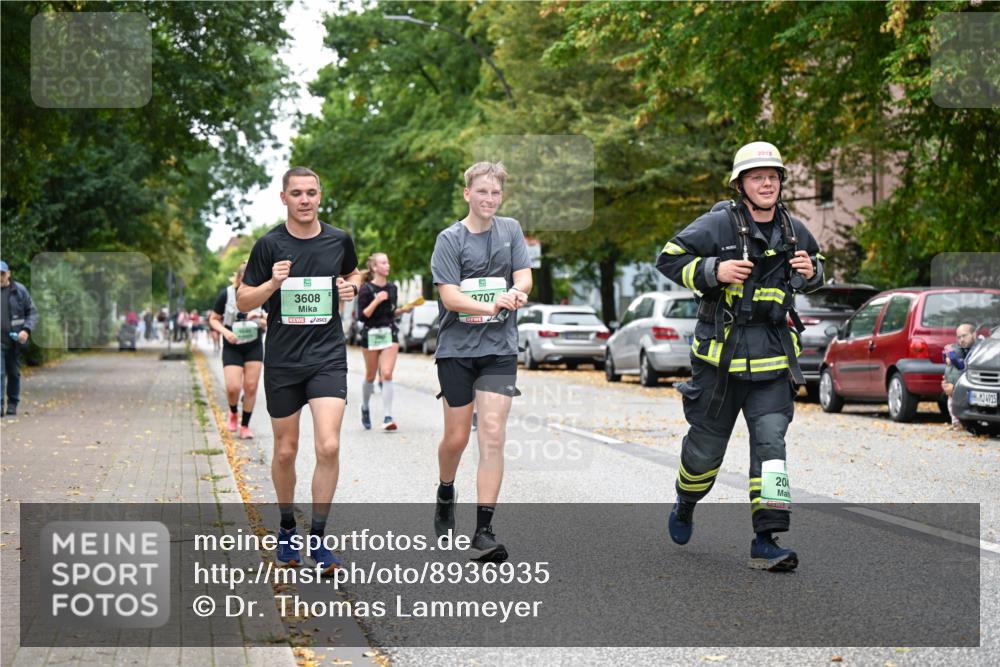21.09.2025 - PSD Bank Halbmarathon Dr. Thomas Lammeyer http://msf.ph/oto/8936935 21.09.2025 11:03:59 Laufen 3608, 3707, 204, 12, 2913, 4915 meine-sportfotos.de
