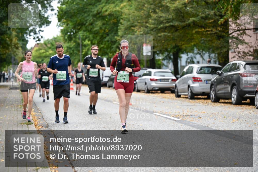 21.09.2025 - PSD Bank Halbmarathon Dr. Thomas Lammeyer http://msf.ph/oto/8937020 21.09.2025 11:04:24 Laufen 3764, 3341, 3805, 3579 meine-sportfotos.de