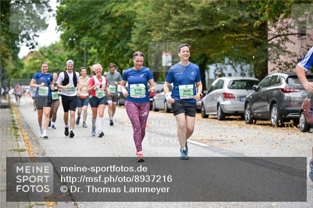 21.09.2025 - PSD Bank Halbmarathon Dr. Thomas Lammeyer http://msf.ph/oto/8937216 21.09.2025 11:05:42 Laufen 1006, 3843, 3725, 3639 meine-sportfotos.de