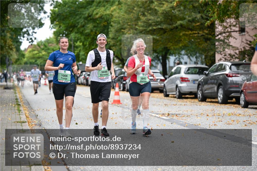 21.09.2025 - PSD Bank Halbmarathon Dr. Thomas Lammeyer http://msf.ph/oto/8937234 21.09.2025 11:05:46 Laufen 1006, 3699, 3843 meine-sportfotos.de