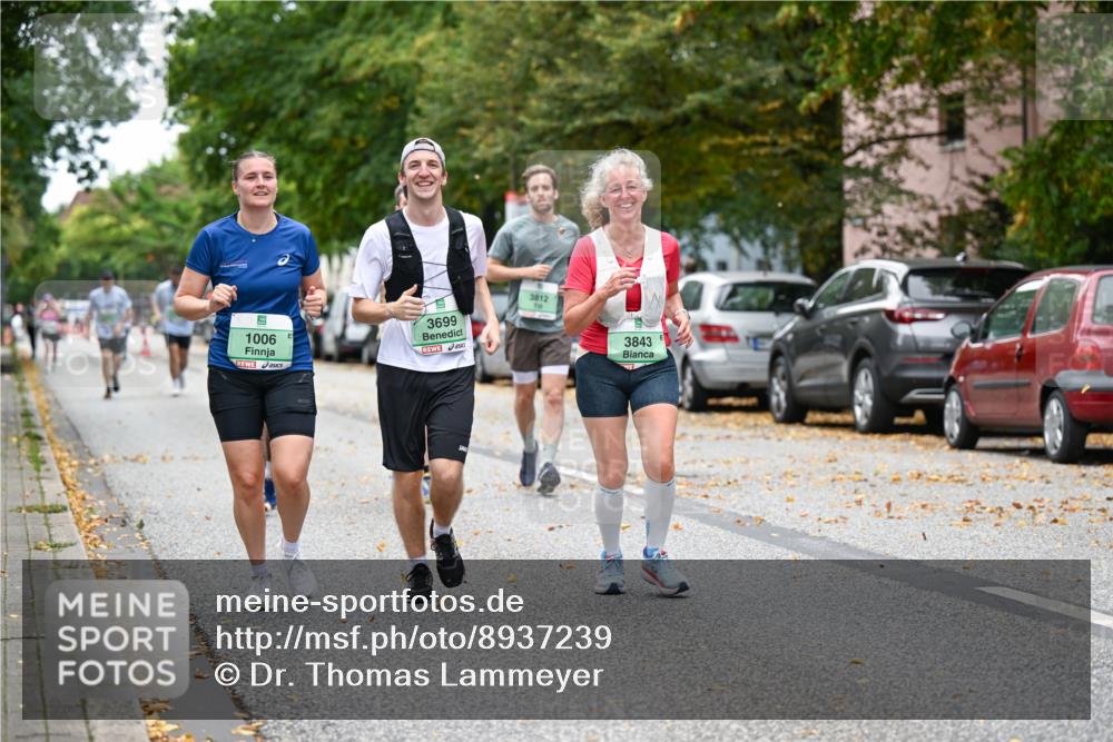 21.09.2025 - PSD Bank Halbmarathon Dr. Thomas Lammeyer http://msf.ph/oto/8937239 21.09.2025 11:05:47 Laufen 5, 1006, 3699, 3812, 3843 meine-sportfotos.de